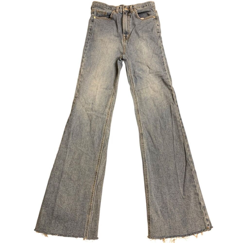 Chuu 5kg Jeans Boot cut Korean Fashion size 25